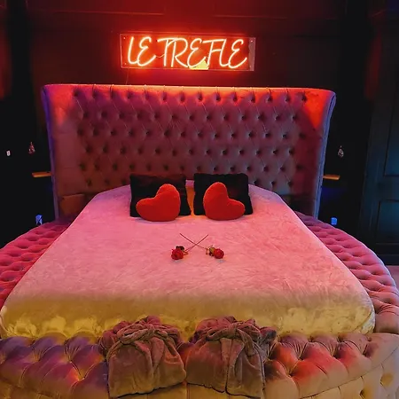 Le Trefle Plombieres