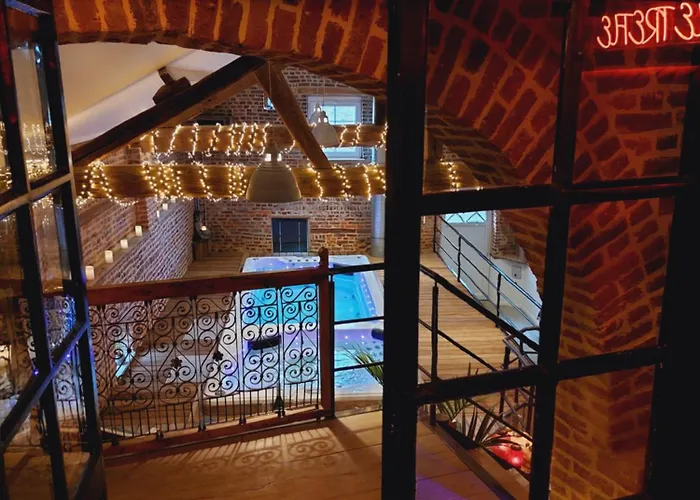 Love hôtel Le Trefle *